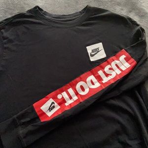 Nike Long Sleeve Men’s Large